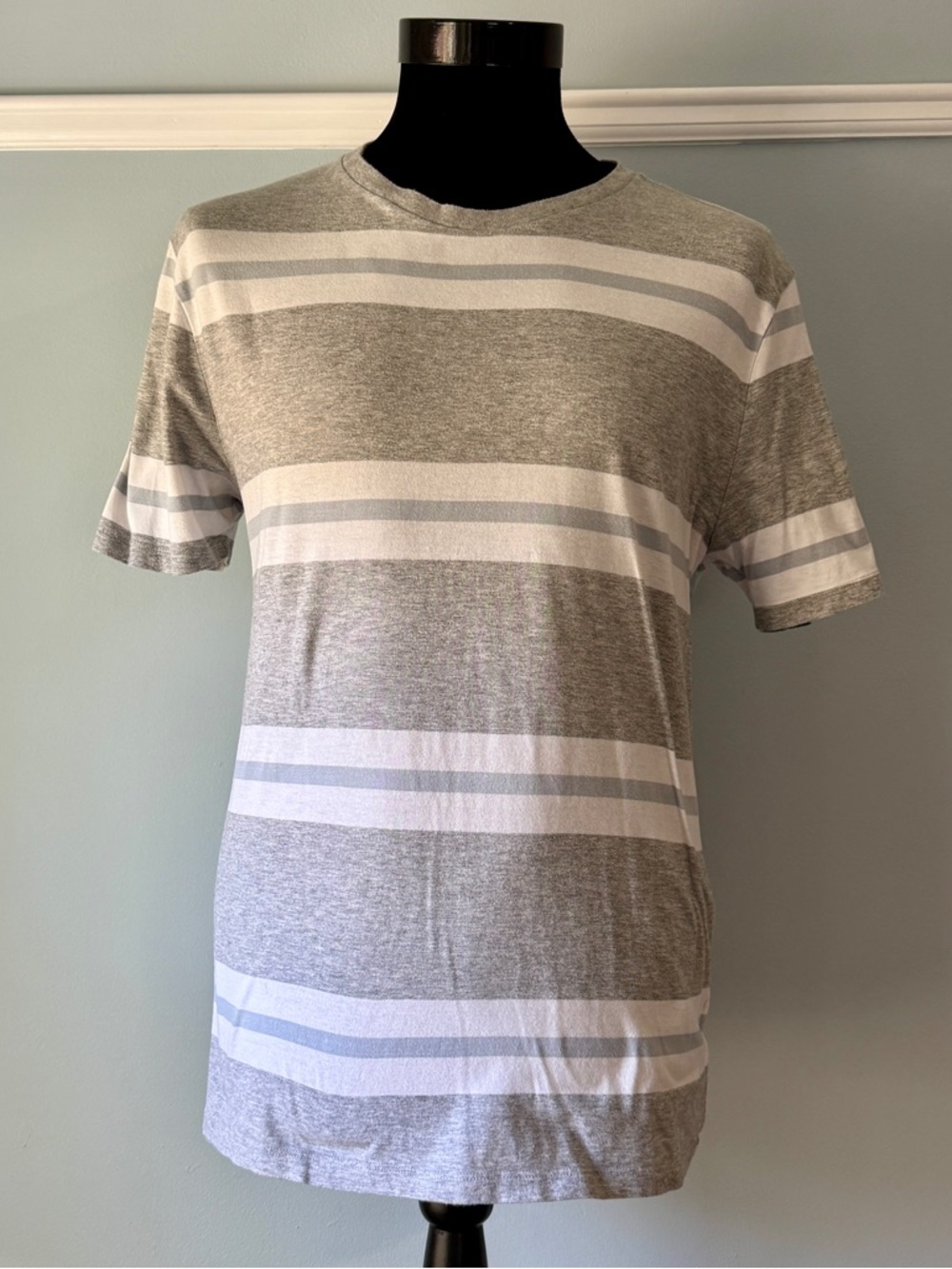 GAP Gray and White Horizontal Stripe Short Sleeve Tee